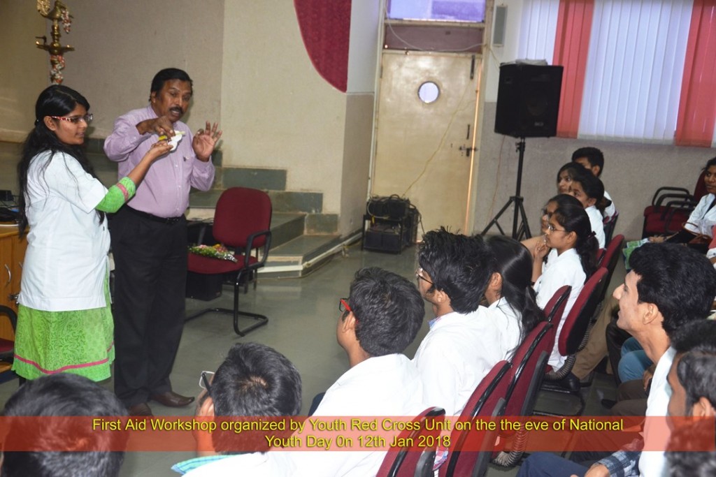 First Aid Workshop organized by Youth Red Cross Unit on the the eve of National Youth Day 0n 12th Jan 2018 copy